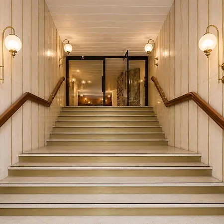 Apartment Comecasa Prestigious Turati Milan